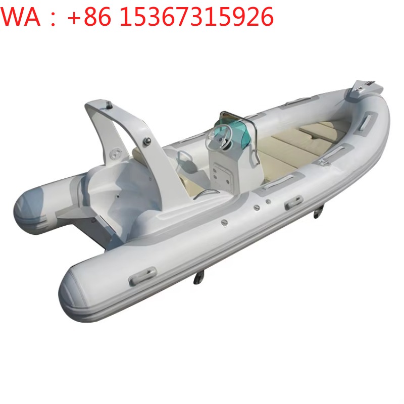 RIB520C 6-Person Center Consol - огляд і ціна Outdoor Sports Center