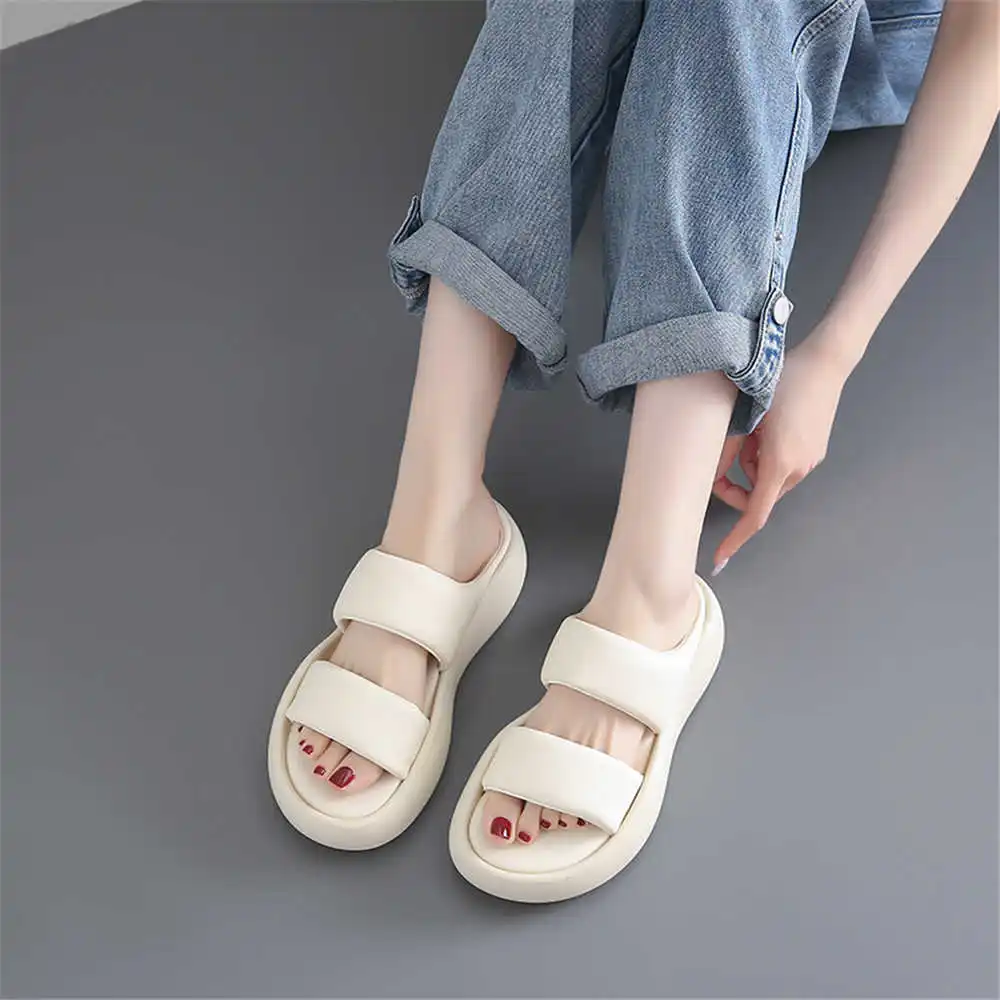 Size 39 Strips Summer Shoes Sa - огляд і ціна Outdoor Sport Outlet